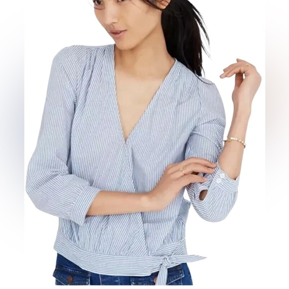 H&M Blue Striped Wrap Blouse Size 2 - Picture 1 of 4